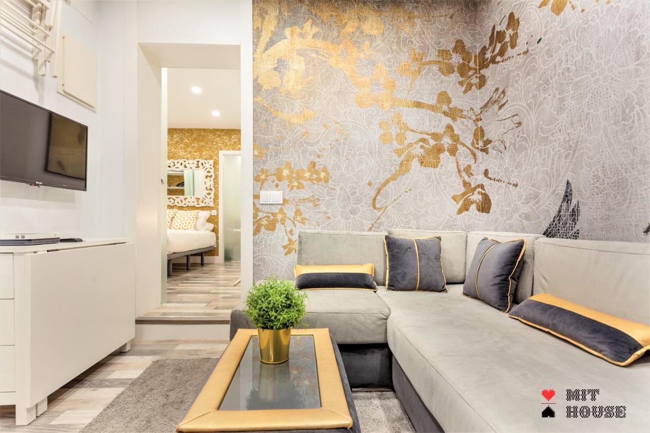Mit House Puerta De America Iii En * Madrid